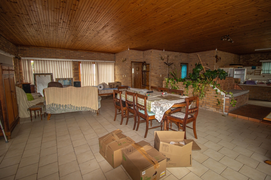 4 Bedroom Property for Sale in Kleinbaai Western Cape